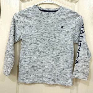 Boy's Nautica long Sleeve Crew Neck T-shirt - Size L (6)